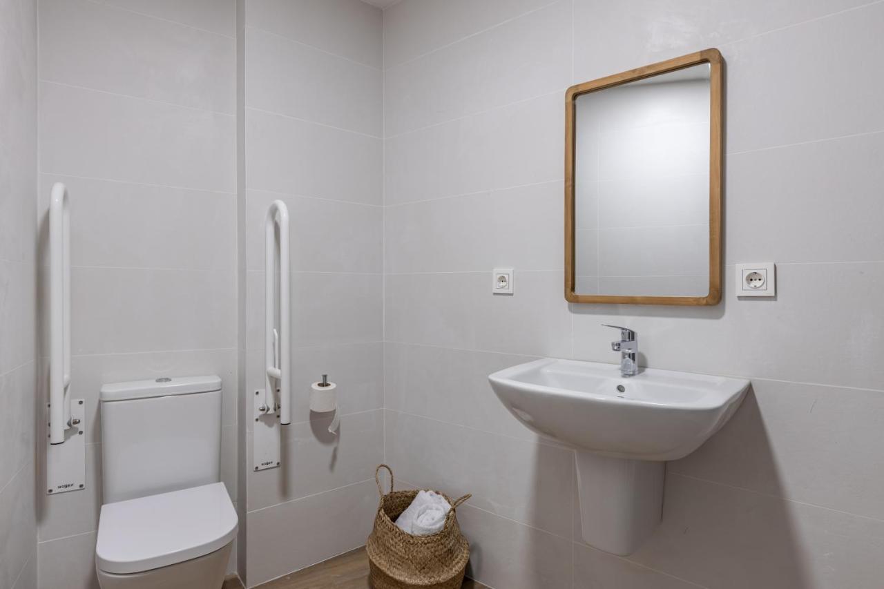 Apartamentos Libere Malaga La Merced Ngoại thất bức ảnh