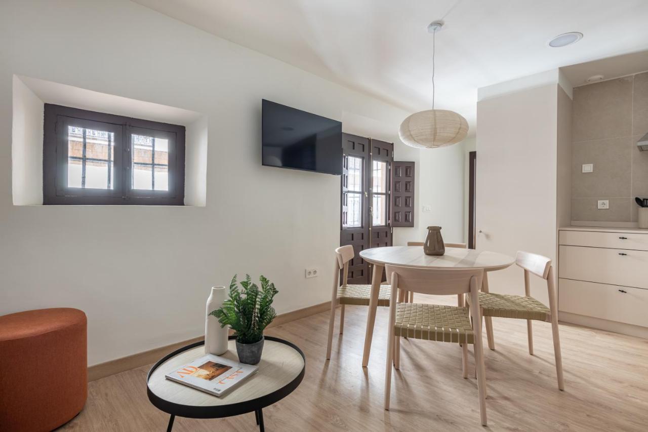 Apartamentos Libere Malaga La Merced Ngoại thất bức ảnh